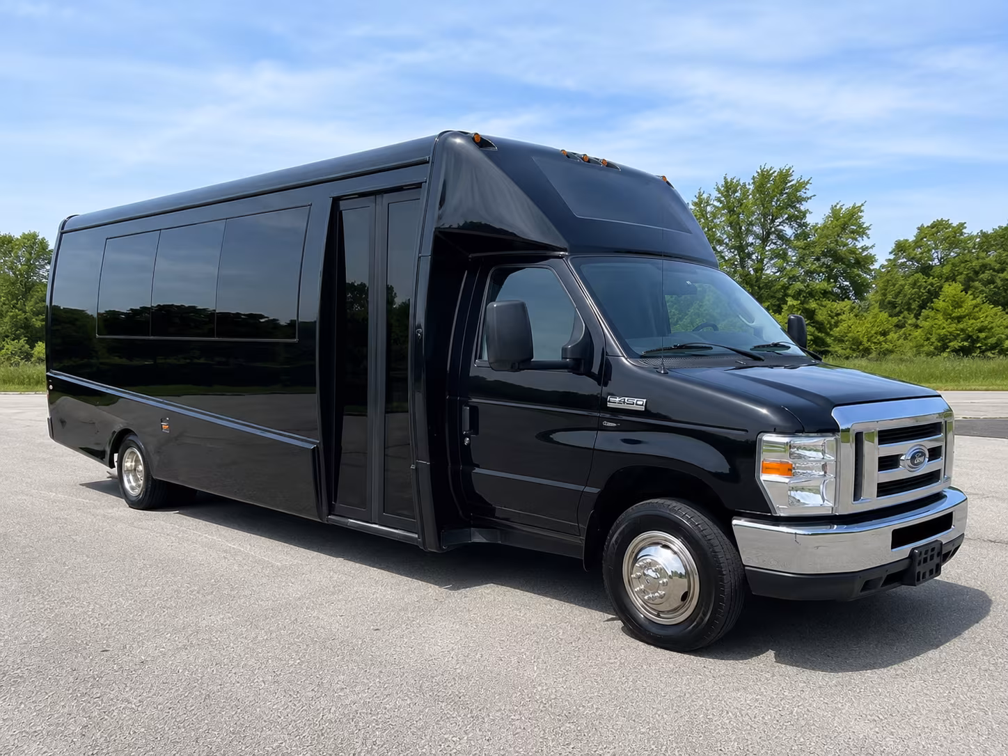 Dallas Airport Shuttle & Transportation party bus exterior