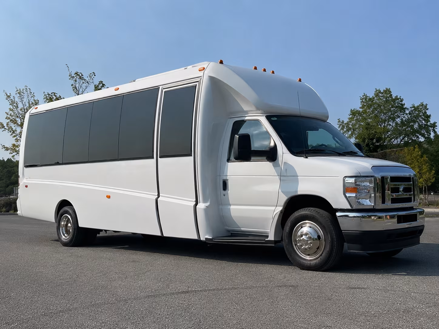 Dallas Birthday, Sweet 16, & Quinceañera Party Bus Rentals