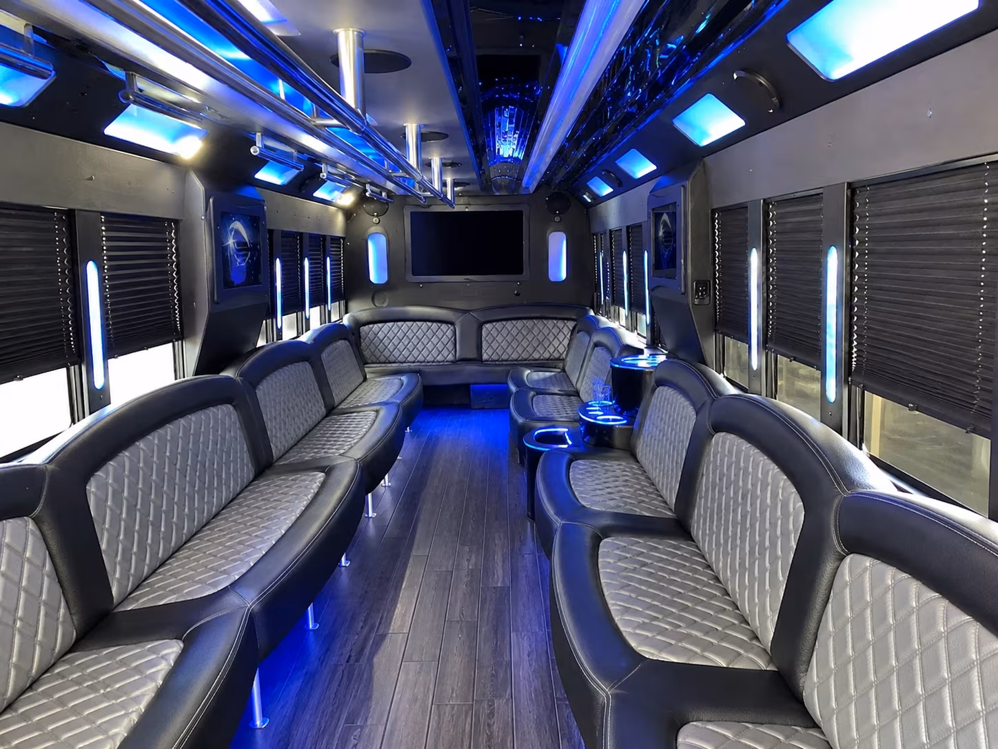 Dallas Birthday, Sweet 16, & Quinceañera Transportation party bus interior