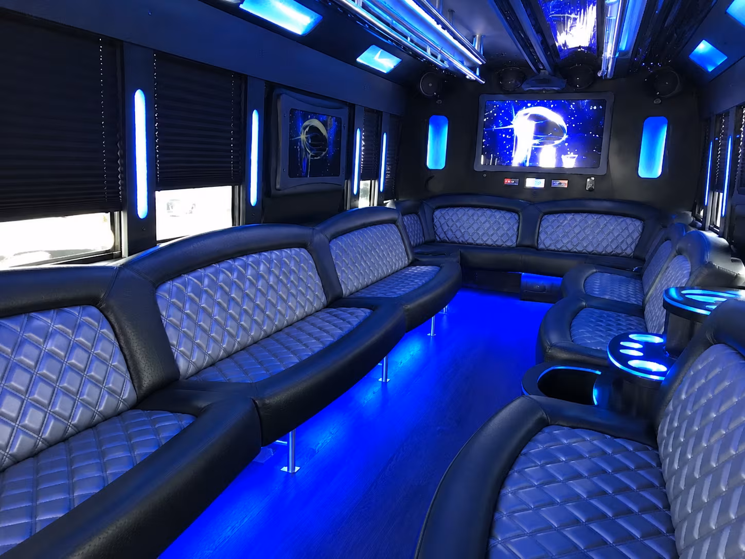 Dallas Prom & Homecoming Transportation onboard seating