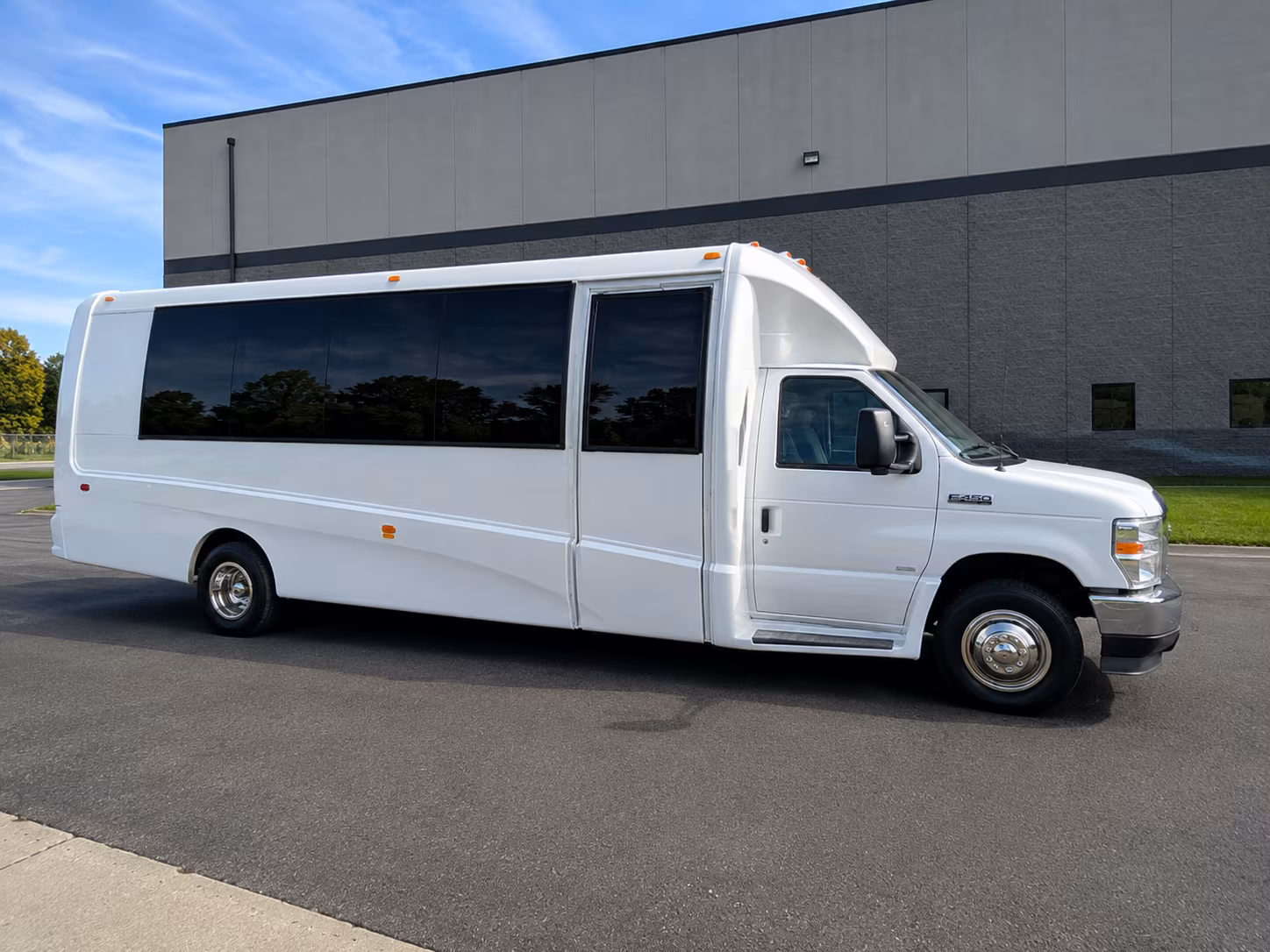 Dallas Wedding Transportation & Shuttle Service